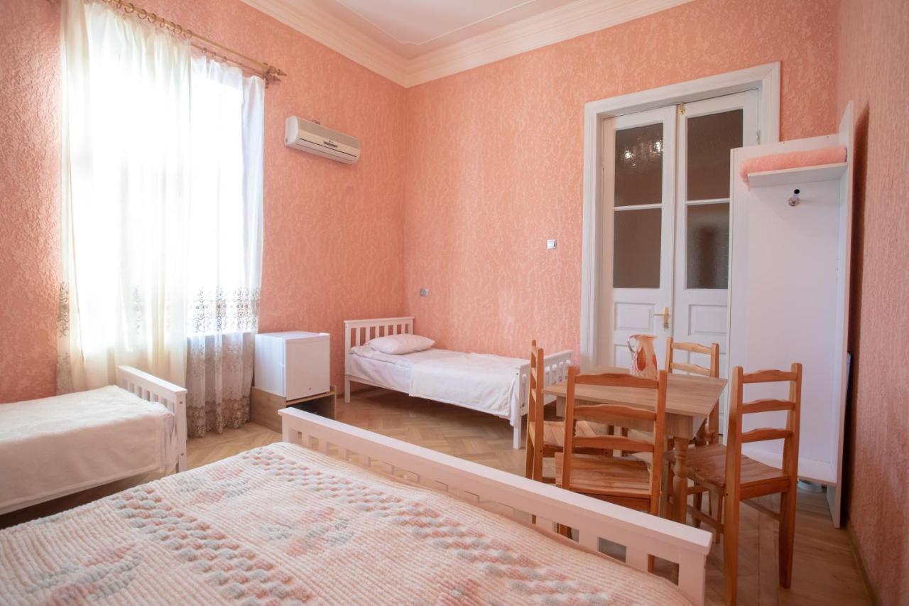 Gantiadi Hotel Kutaisi Exterior photo